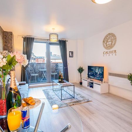 Caliber Stays Birmingham Bliss - Medusa Suite Apartments - Central 2-Bed Retreat - City Attractions, Sleeps 4, Free Netflix, Nearby Parking & Close Proximity - Bullring, Grand Central, The Cube - 5 Minutes Walk Экстерьер фото