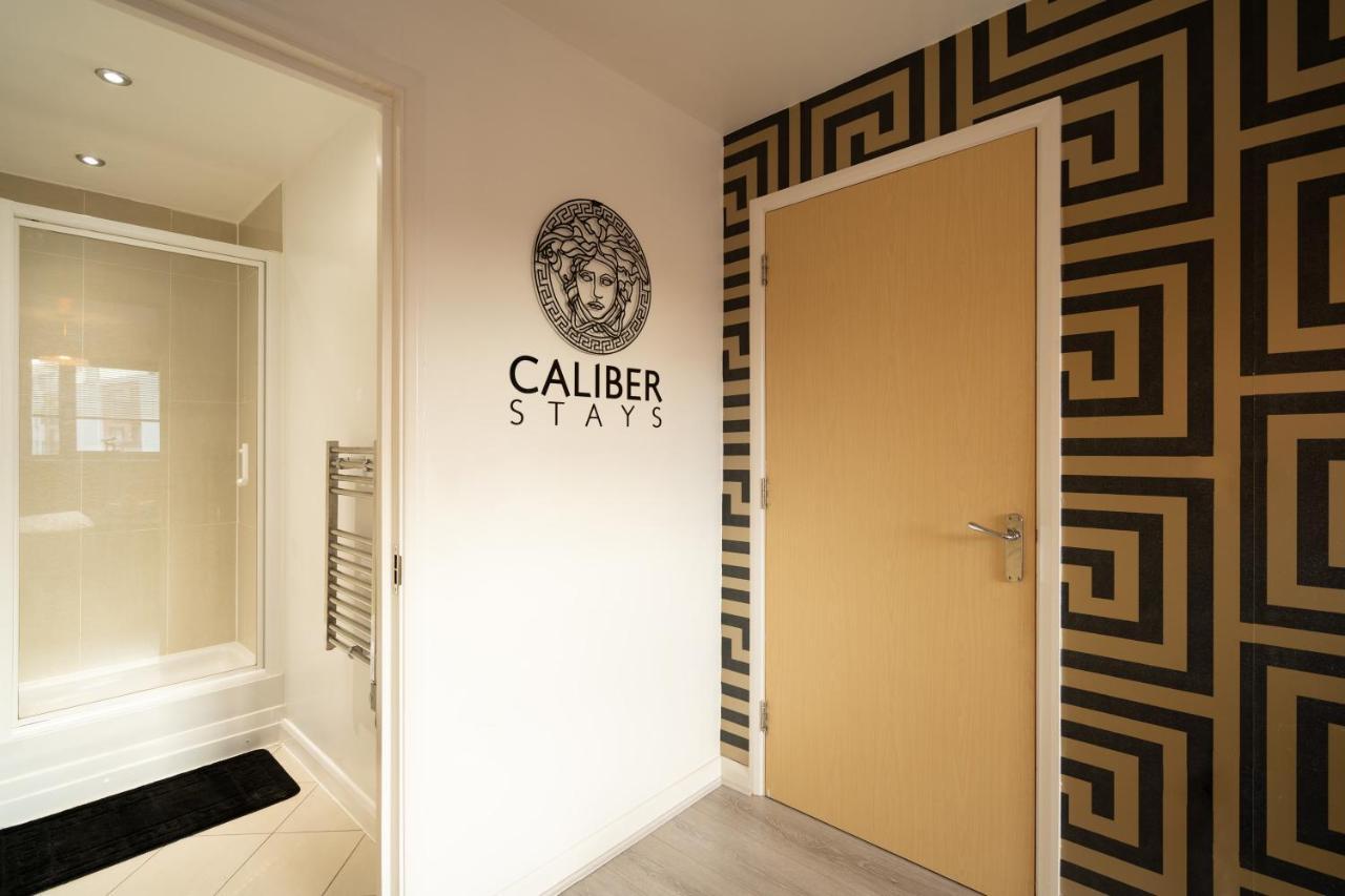 Caliber Stays Birmingham Bliss - Medusa Suite Apartments - Central 2-Bed Retreat - City Attractions, Sleeps 4, Free Netflix, Nearby Parking & Close Proximity - Bullring, Grand Central, The Cube - 5 Minutes Walk Экстерьер фото